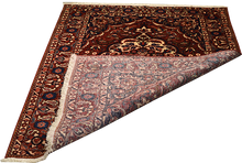 back bakhtiyar rug